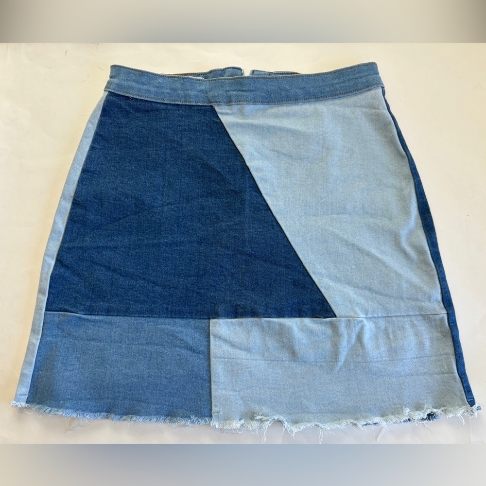 Grace Karin Skirt - Women’s Blue, Denim Colorblock Mini. Back Zip. Size Large